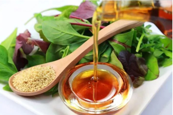 香油這些妙用你知道多少？別只拿來拌菜用！